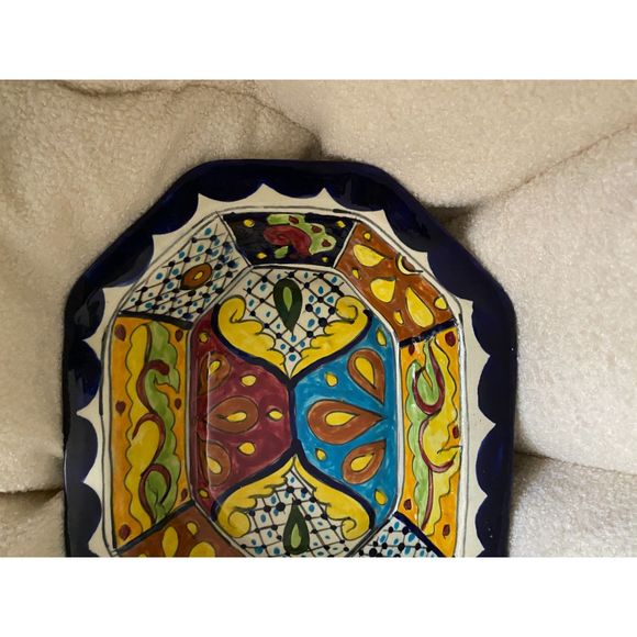 Talavera Rectangular Dish Made in Mexico - Picture 4 of 7